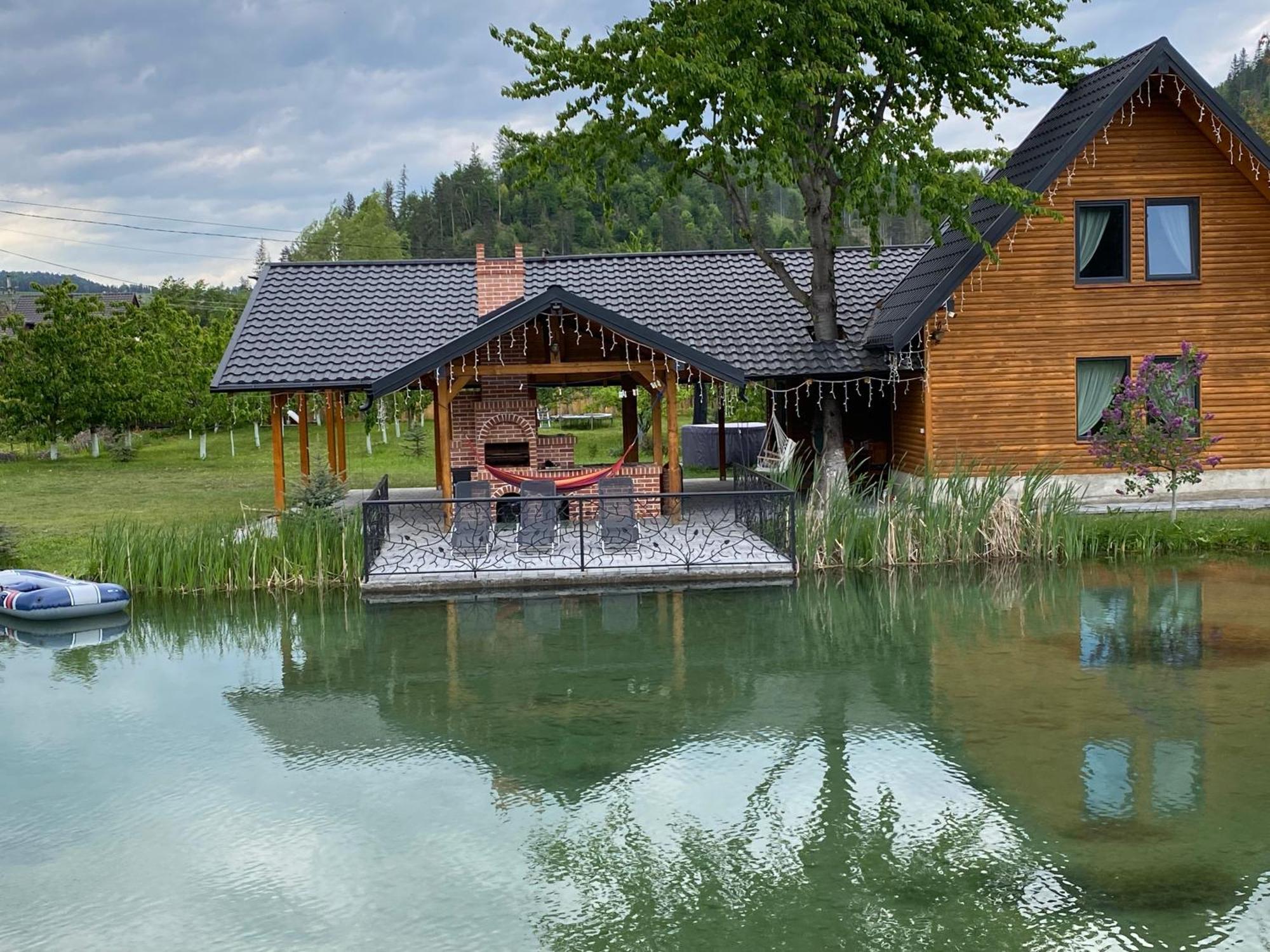 Moonlake Chalet Gainesti Dış mekan fotoğraf